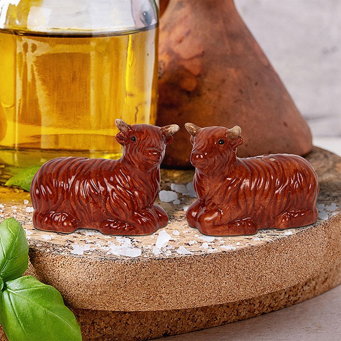 Highland Cow Ceramic Salt and Pepper Set